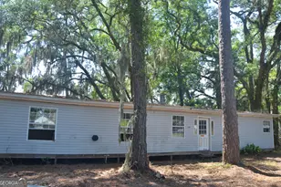 569 Crooked River Dr, Woodbine, GA 31569 - Photo 3