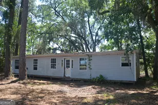 569 Crooked River Dr, Woodbine, GA 31569 - Photo 5