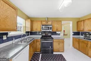 109 Tyler Way, Jackson, GA 30233 - Photo 5
