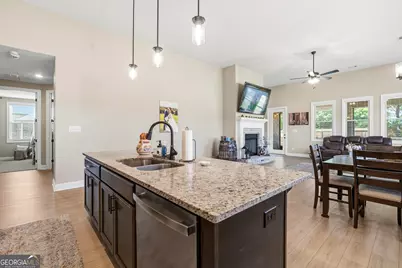403 Cannon Point Drive, Bonaire, GA 31005 - Photo 9