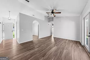 401 Maggie Way, Saint Marys, GA 31558 - Photo 3