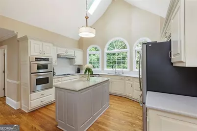 7390 Stoneykirk Close, Atlanta, GA 30350 - Photo 7