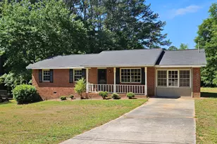 858 Pineshadow Ln, Winder, GA 30680 - Photo 1