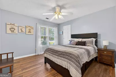355 N Oakland Circle, McDonough, GA 30253 - Photo 17