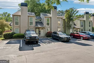 1119 Riverbend Club Drive SE, Atlanta, GA 30339 - Photo 3