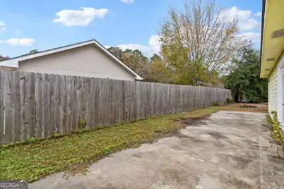 201 Lake Wisteria Drive, Kingsland, GA 31548 - Photo 9