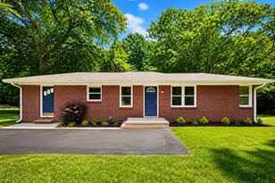 57 Cade St, Hartwell, GA 30643 - Photo 1