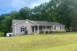 384 Sam Brown Blvd, Commerce, GA 30529 - Photo 1