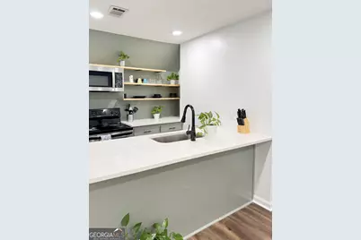 4193 N Shallowford Rd #UNIT D, Chamblee, GA 30341 - Photo 3