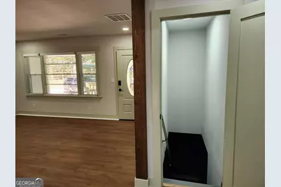 718 Springlake Road, Lawrenceville, GA 30045 - Photo 3