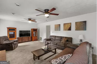 165 Hayes Circle, Rex, GA 30273 - Photo 19