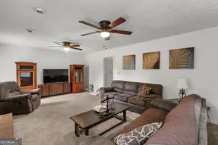 165 Hayes Cir, Rex, GA 30273 - Photo 19