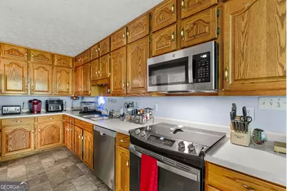 165 Hayes Circle, Rex, GA 30273 - Photo 13