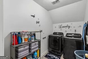 165 Hayes Cir, Rex, GA 30273 - Photo 31