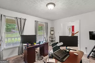 165 Hayes Cir, Rex, GA 30273 - Photo 7
