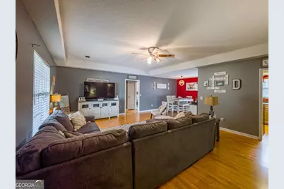 8 Edinburgh, Tifton, GA 31794 - Photo 5