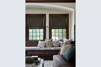210 Peachtree Circle NE, Atlanta, GA 30309 - Photo 11