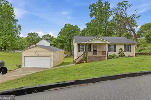 152 Russ Cir, Clarkesville, GA 30523 - Photo 1