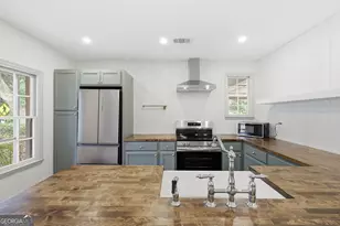 1302 E 53rd St, Savannah, GA 31404 - Photo 51