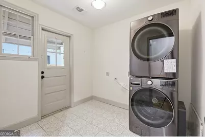 1302 E 53rd Street, Savannah, GA 31404 - Photo 17