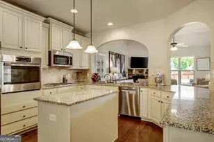 285 Savannah Dr, Senoia, GA 30276 - Photo 11