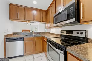 352 Teal Ct, Roswell, GA 30076 - Photo 7