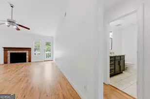 352 Teal Ct, Roswell, GA 30076 - Photo 9