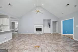 255 Fairway Ct, Newnan, GA 30265 - Photo 5