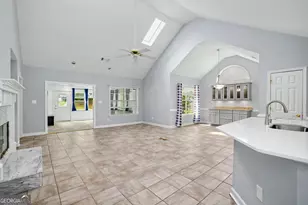 255 Fairway Ct, Newnan, GA 30265 - Photo 7