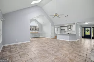 255 Fairway Ct, Newnan, GA 30265 - Photo 5