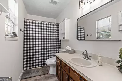305 N Lake Drive, Perry, GA 31069 - Photo 19