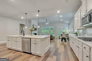 114 Vivian Ln, Peachtree City, GA 30269 - Photo 11
