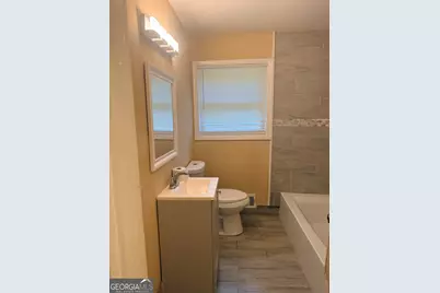 2019 Claude Street NW, Atlanta, GA 30318 - Photo 9