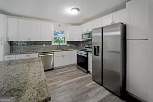 3021 Lakeridge Dr SE, Conyers, GA 30094 - Photo 9