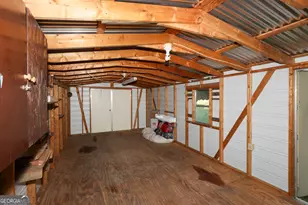 1186 E Tugalo St, Toccoa, GA 30577 - Photo 11