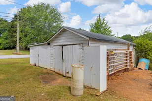 1775 Bowersville St, Royston, GA 30662 - Photo 5