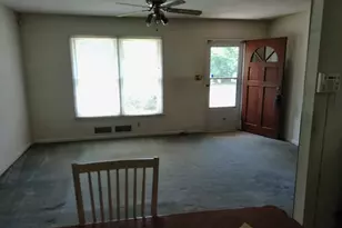 2044 Panstone Ct SW, Marietta, GA 30060 - Photo 11