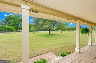 615 Fischer Rd, Sharpsburg, GA 30277 - Photo 11