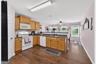 364 Plantation Drive, Jefferson, GA 30549 - Photo 17