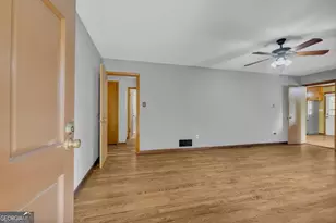 644 Virginia Ln, Hull, GA 30646 - Photo 3