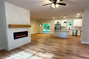 258 Stonebrook Pl, Lavonia, GA 30553 - Photo 3
