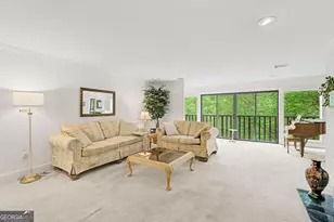 23201 Plantation Dr, Atlanta, GA 30324 - Photo 21