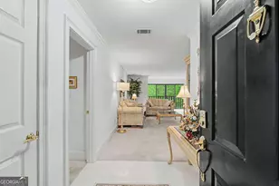 23201 Plantation Dr, Atlanta, GA 30324 - Photo 3