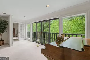 23201 Plantation Dr, Atlanta, GA 30324 - Photo 17