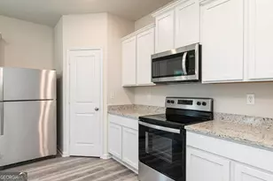391 Sand Dune Way, Conyers, GA 30013 - Photo 11