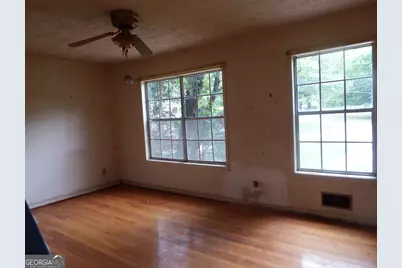 5122 Martindale Lane, Stone Mountain, GA 30088 - Photo 11