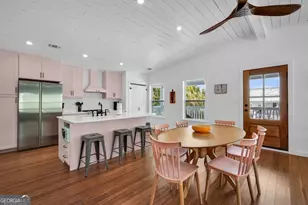 15 Izlar Ave, Tybee Island, GA 31328 - Photo 13