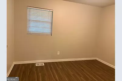 8145 Attleboro Drive, Jonesboro, GA 30238 - Photo 9