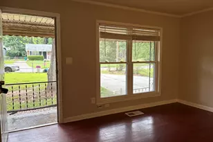 8145 Attleboro Dr, Jonesboro, GA 30238 - Photo 11