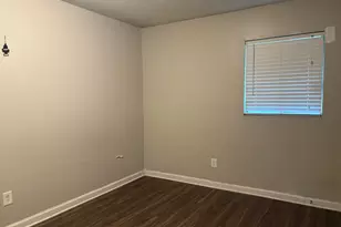 8145 Attleboro Dr, Jonesboro, GA 30238 - Photo 11